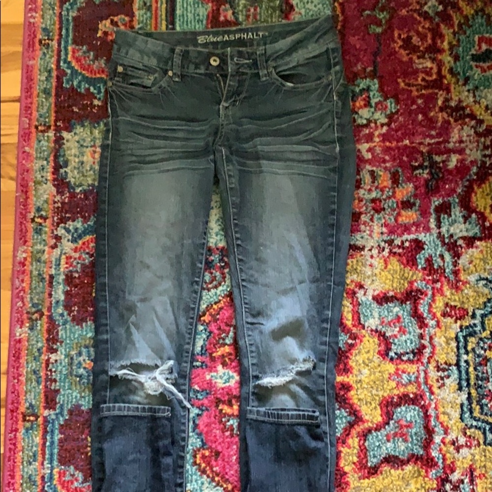 Skinny ripped jeans